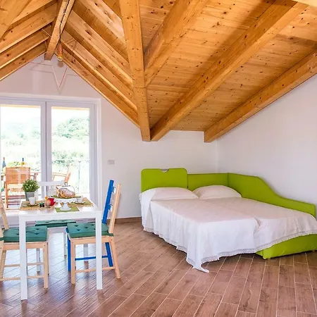 Semesterbostad Fili D'erba Cilento *