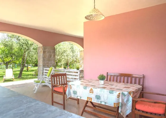 Fili D'erba Cilento فيلاماري